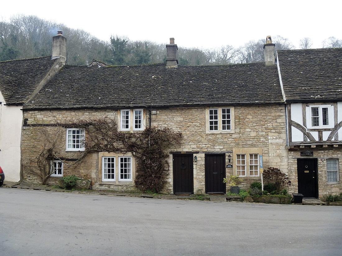 A stone cottage in Castle Combe